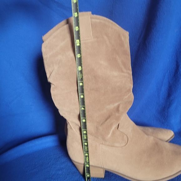 New with tags womens boots - Picture 4 of 9